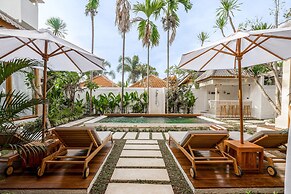 Brand New Capella Villa by DH