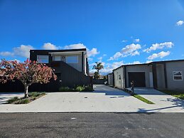 Redwood Apartments