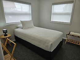 Redwood Apartments