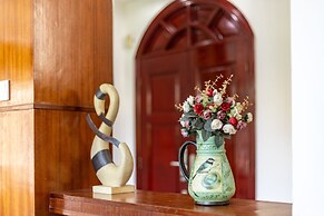 Milake Holiday Villa