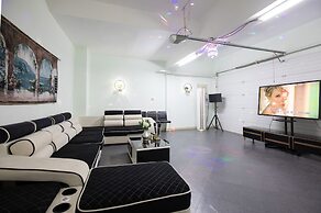 Milake Holiday Villa