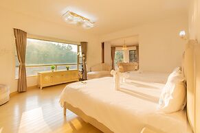 Milake Holiday Villa