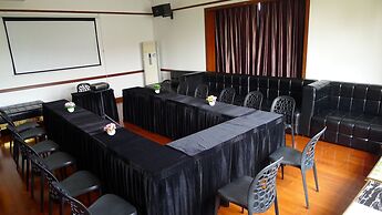 Milake Holiday Villa