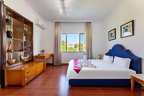 Milake Holiday Villa