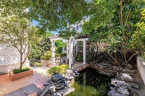 Milake Holiday Villa