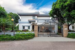 Milake Holiday Villa