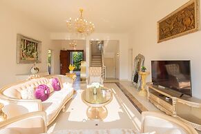 Milake Holiday Villa