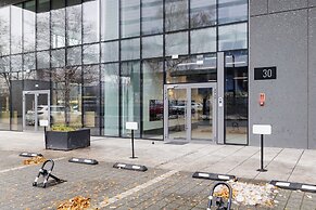 Apartment With Large Balcony by Renters