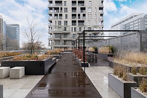 Apartment With Large Balcony by Renters