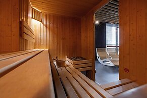 Apartment With Large Balcony by Renters