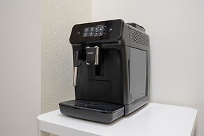 Studio in Central Wrocław by Renters