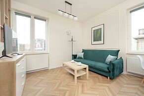 Studio in Central Wrocław by Renters