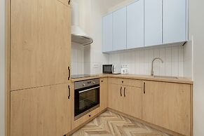 Studio in Central Wrocław by Renters