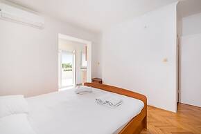 Studio Apartments Near Center 2