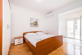 Studio Apartments Near Center 2