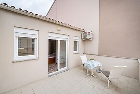 Studio Apartments Near Center 2