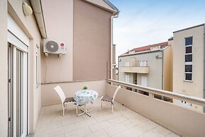 Studio Apartments Near Center 2