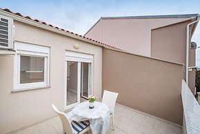 Studio Apartments Near Center 3