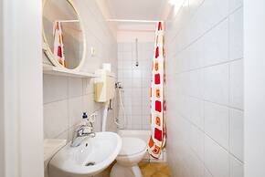 Studio Apartments Near Center 3