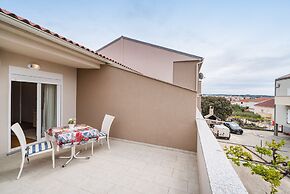 Studio Apartments Near Center 4