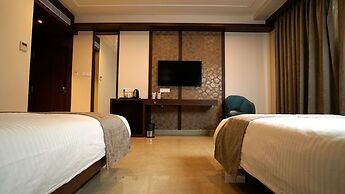 SWARNA HOTEL & RESORT