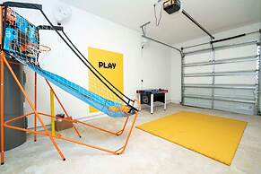 Cozy 3Bd Close to Disney Enclave 1021