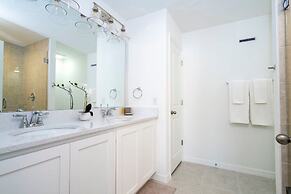 Cozy 3Bd Close to Disney Enclave 1021