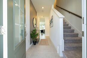 Cozy 3Bd Close to Disney Enclave 1021
