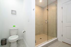 Cozy 3Bd Close to Disney Enclave 1021