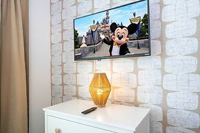 Cozy 3Bd Close to Disney Enclave 1021