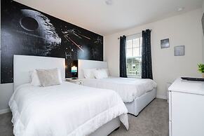 Splendid 5Bd w Pool at Solara Resort 2154