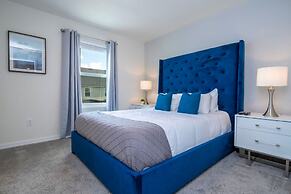 Splendid 5Bd w Pool at Solara Resort 2154