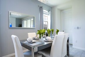 Splendid 5Bd w Pool at Solara Resort 2154