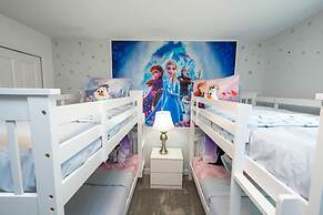 Fantastic 4 Bd w Pool at Storey Lake Resort 2709