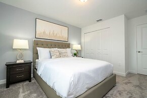 Fantastic 4 Bd w Pool at Storey Lake Resort 2709