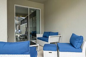 Fantastic 4 Bd w Pool at Storey Lake Resort 2709