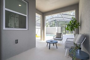 Gorgeous 4 Bd w Pool Storey Lake Resort 2485