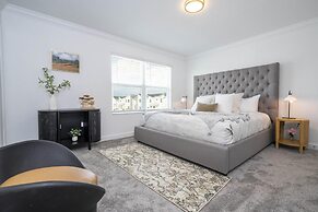 Gorgeous 4 Bd w Pool Storey Lake Resort 2485