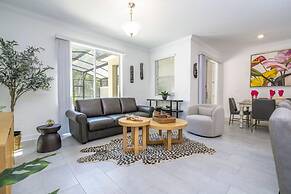 Gorgeous 4 Bd w Pool Storey Lake Resort 2485