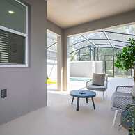 Gorgeous 4 Bd w Pool Storey Lake Resort 2485