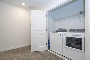 Gorgeous 9Bd SF w Pool Champions Gate 9088