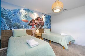 Gorgeous 9Bd SF w Pool Champions Gate 9088