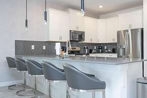 Gorgeous 9Bd SF w Pool Champions Gate 9088