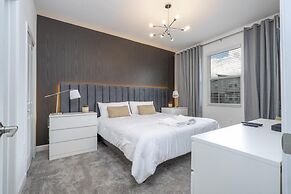 Gorgeous 9Bd SF w Pool Champions Gate 9088