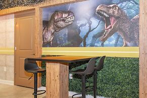 Gorgeous 9Bd SF w Pool Champions Gate 9088