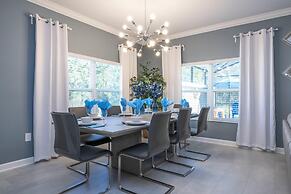 Wonderful 5 Bd w Pool Storey Lake Resort 2545