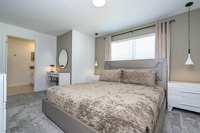 Wonderful 5 Bd w Pool Storey Lake Resort 2545