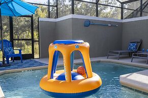 Wonderful 5 Bd w Pool Storey Lake Resort 2545