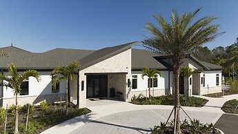 Wonderful 5 Bd w Pool Storey Lake Resort 2545