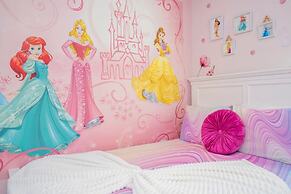 4Bd Private Pool w Free Waterpark Close Disney